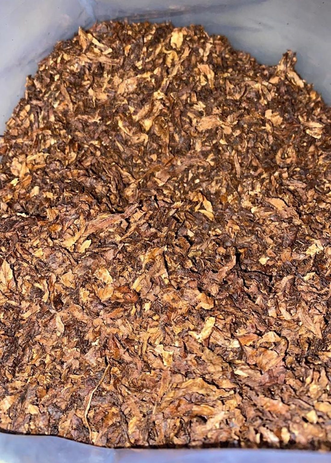 Close-up of 100% natural shredded tobacco